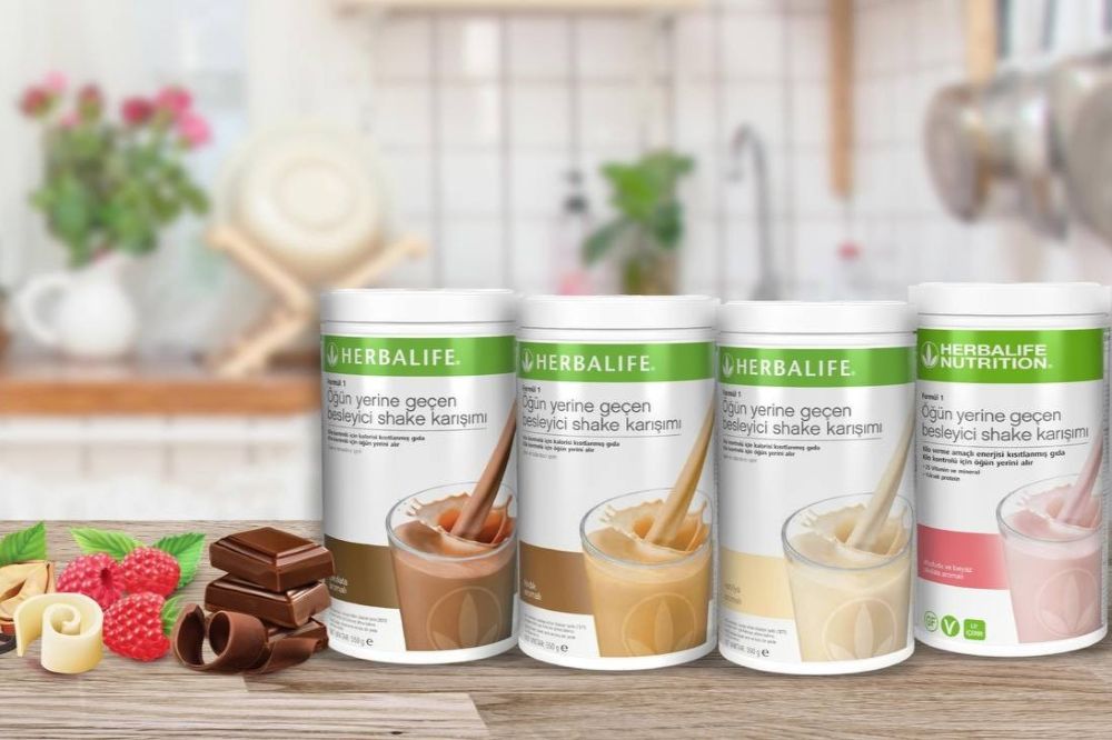herbalifa-shake Farklı tatlarda Herbalife shake kutuları